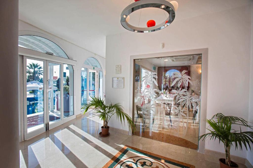 Gallery 1